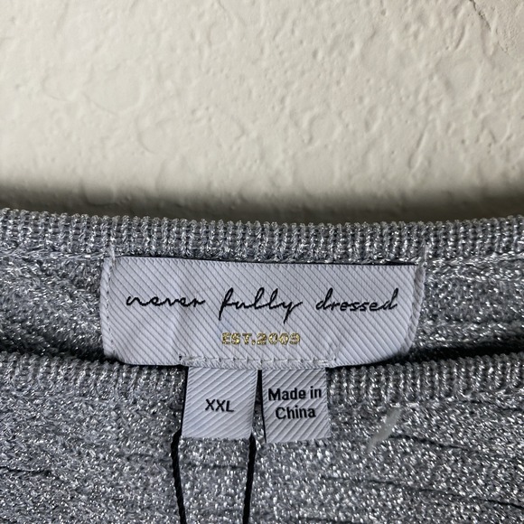 Never Fully Dressed 2XL Tilly Top Silver Knit Ribbed Asymmetric One Shoulder - Picture 2 of 5